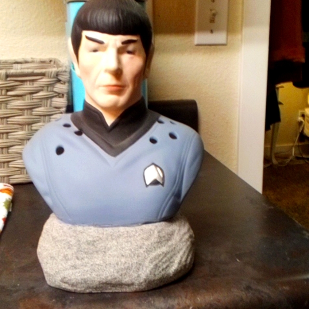 Spock Star Trek Statue - Unique for Christmas